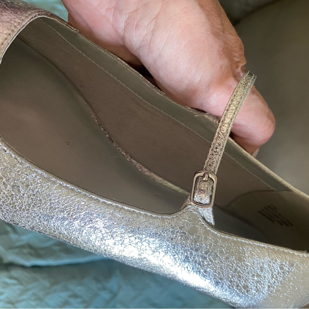NEW Lovely Silver Ladies Ballet Mary Jane Flats Shoes 11 Summer Evening Wedding - Picture 4 of 7
